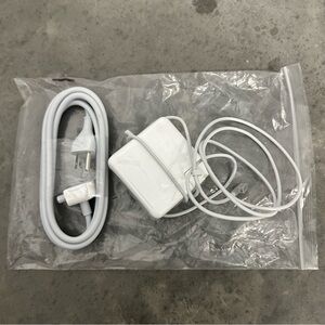 Apple 85W MagSafe MacBook Power Adapter and Power Adapter Extension Cable Set